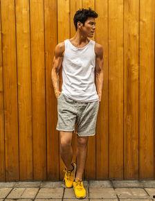 大男孩,成长与梦想的交织